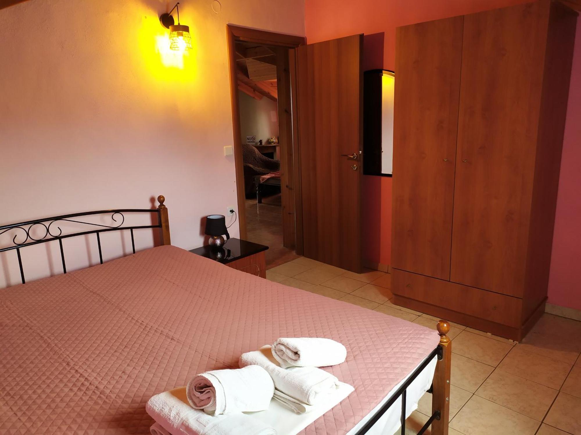 Noufara Apartments Néa Meságkala 外观 照片