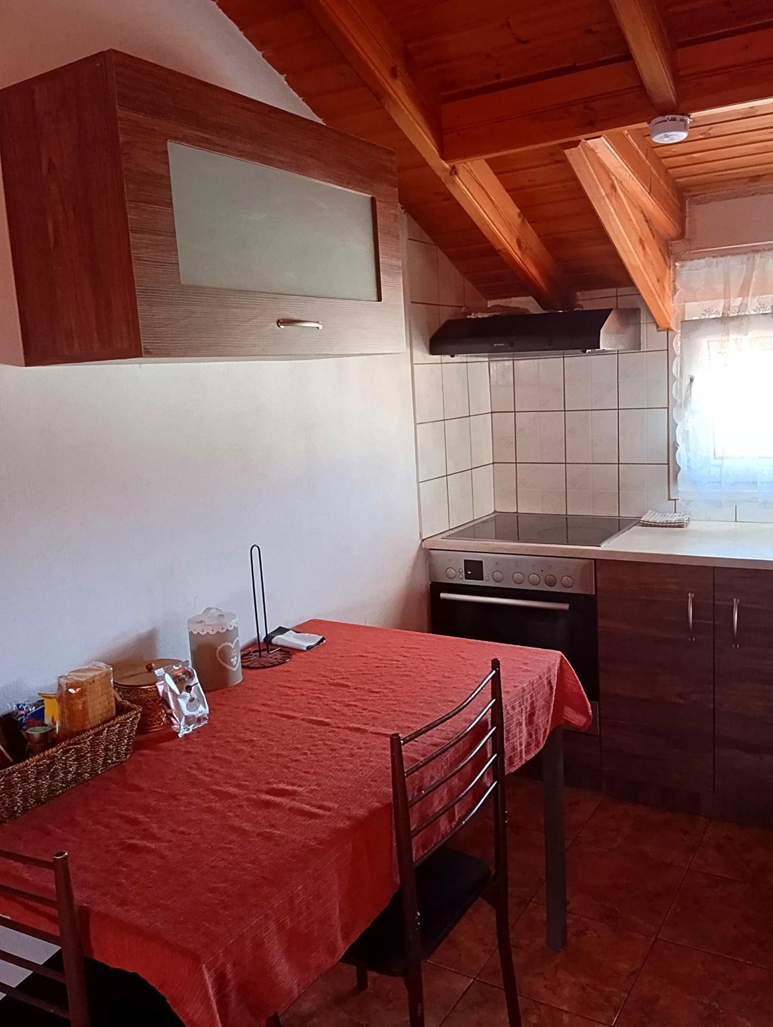 Noufara Apartments Néa Meságkala 外观 照片